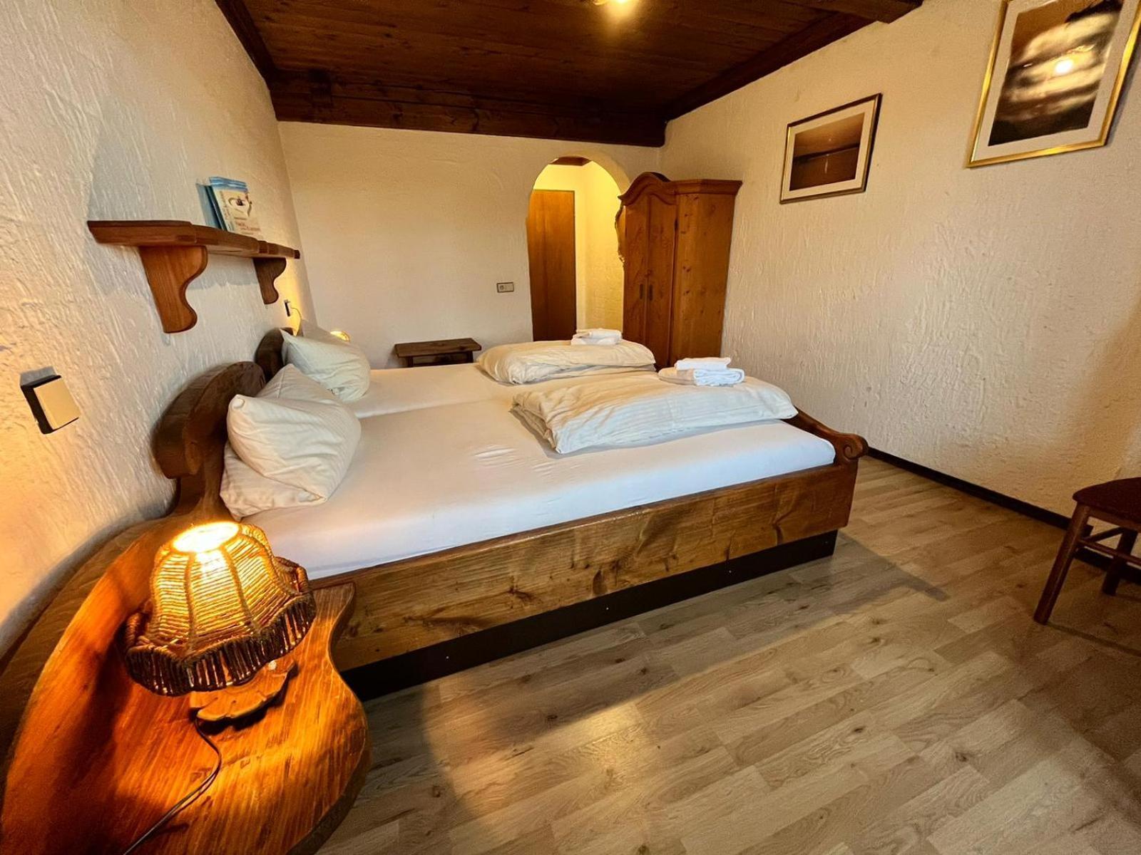 Hotel Negele Hohenfurch Екстер'єр фото