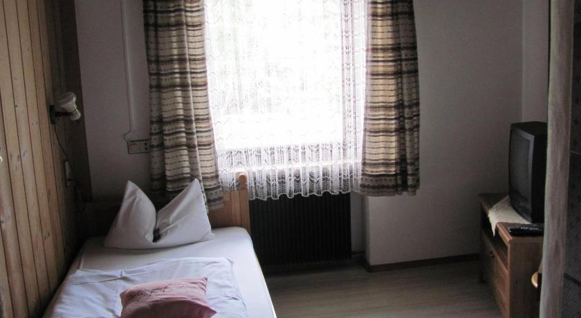 Hotel Negele Hohenfurch Номер фото